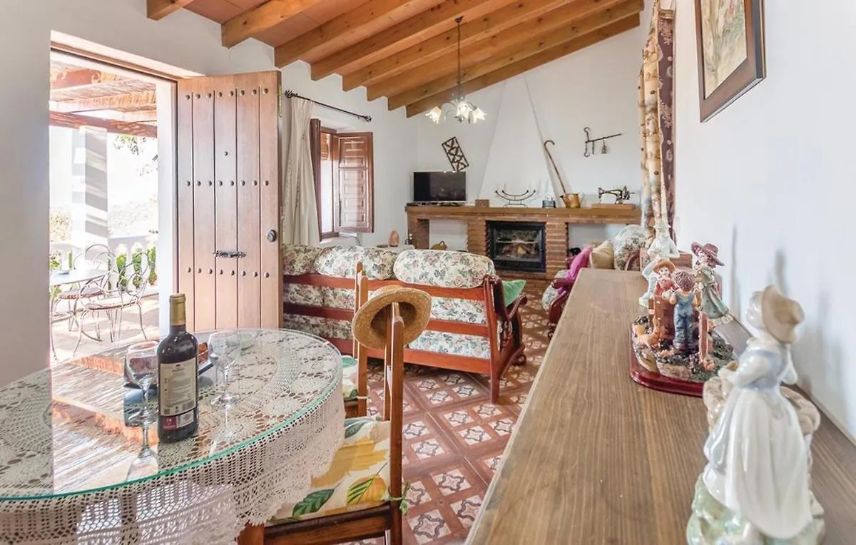 Casa Lola Villa Sayalonga Spain